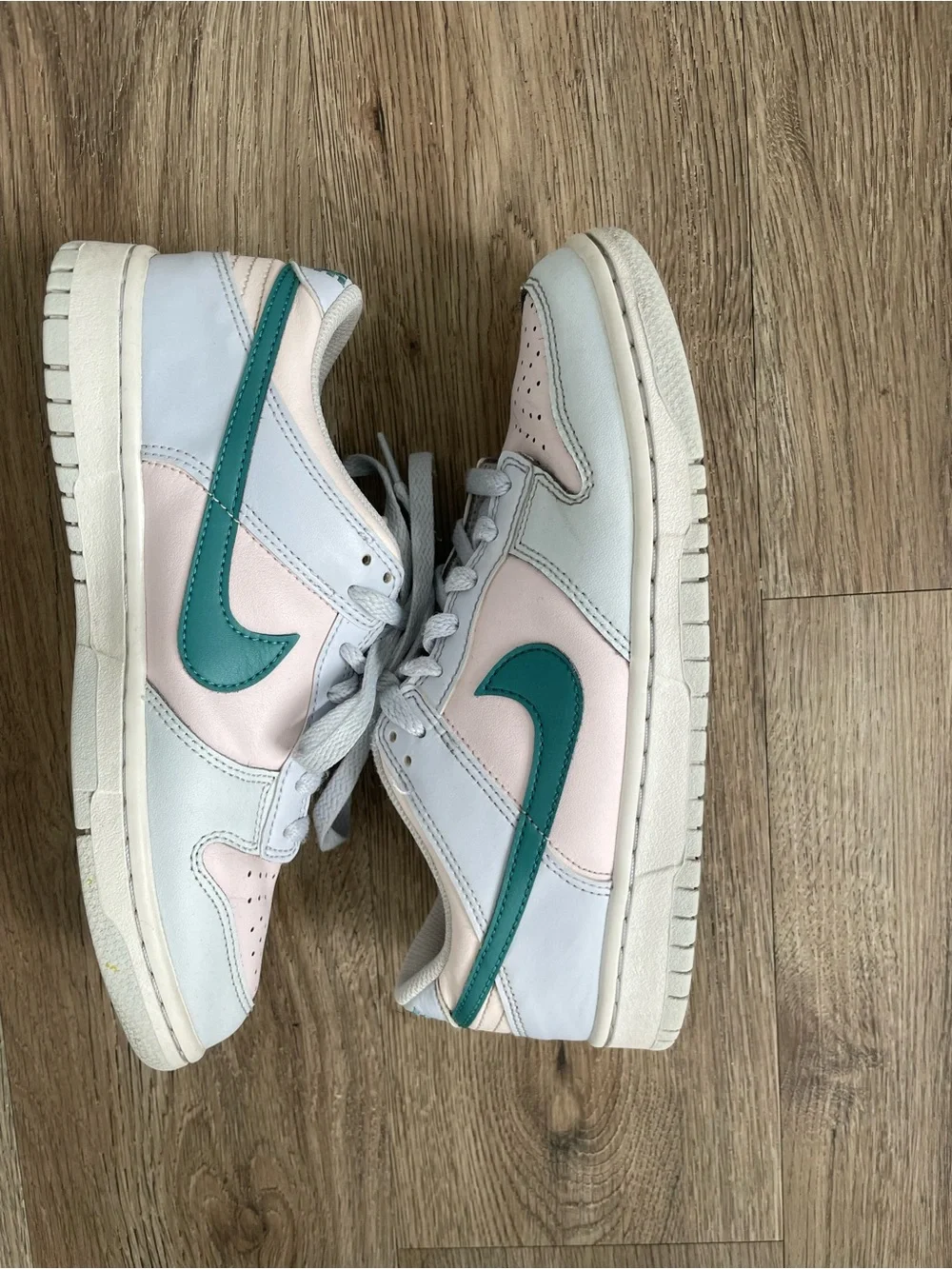 Women Size 7.5 Nike Dunk Low Mineral Teal Pink Shoes 6Y